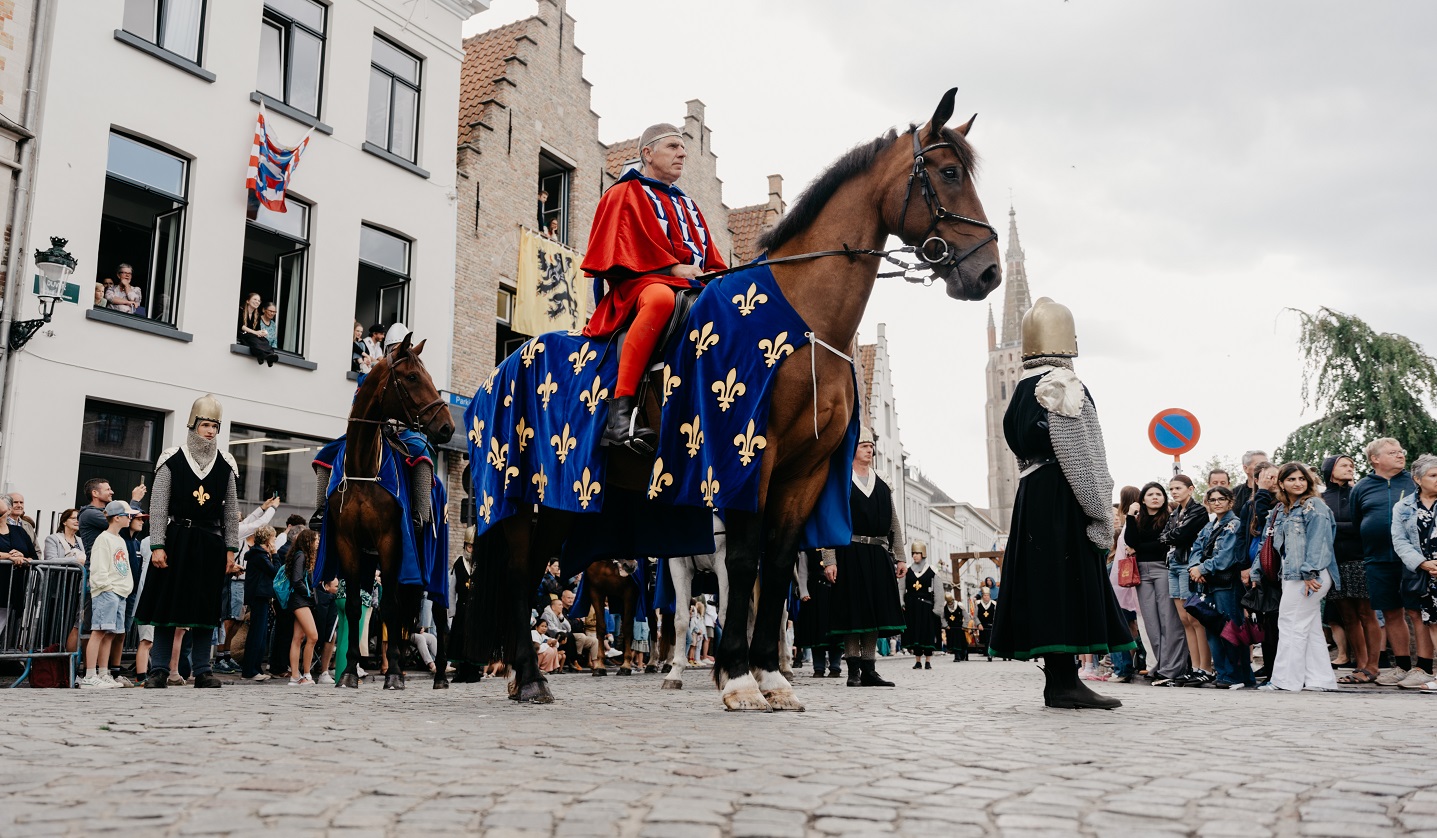 Gouden Boomstoet verbaast bijna 40.000 bezoekers in Brugge